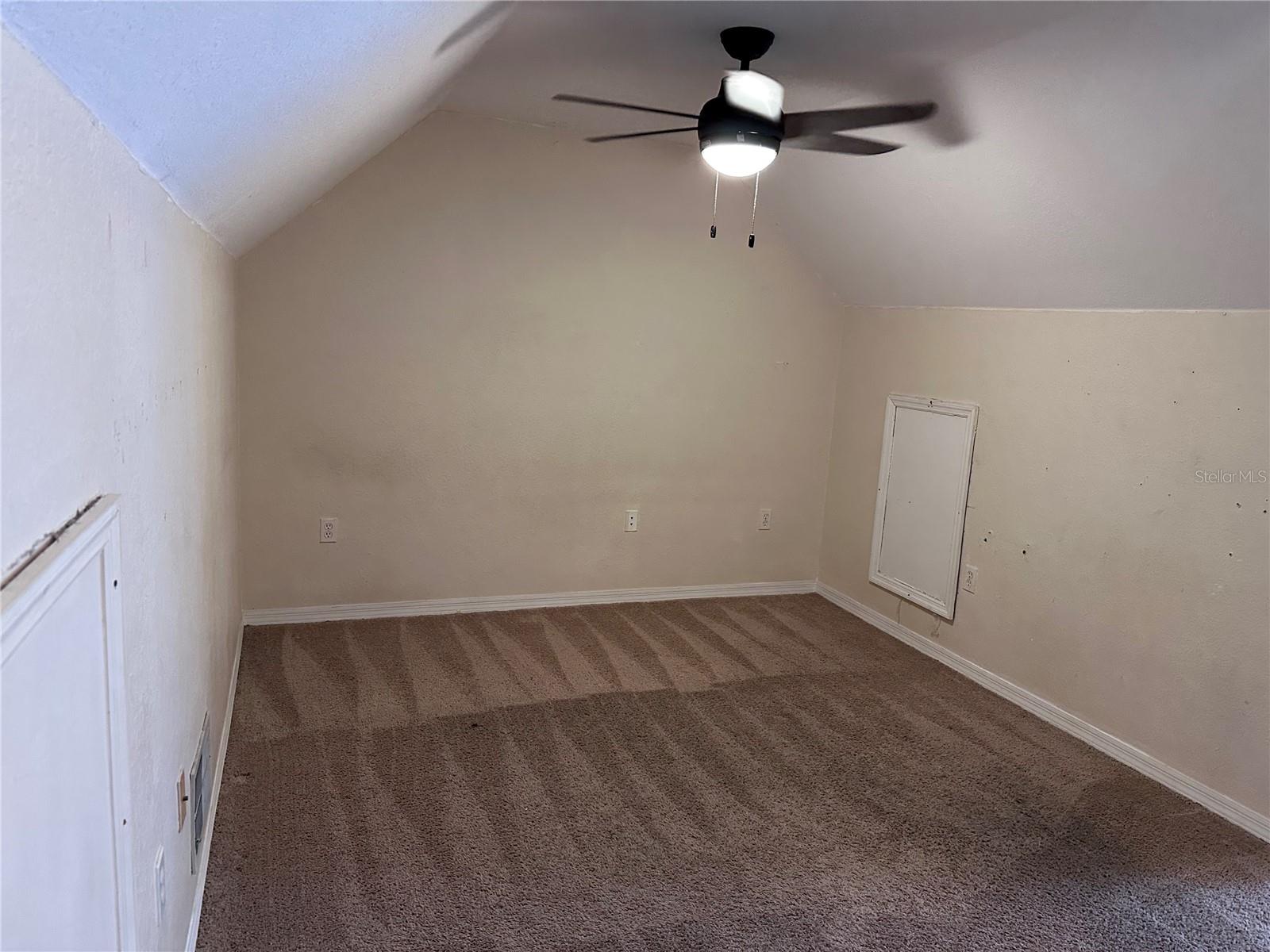 Image 19 of 22 For 9272 Lake Chase Island Way