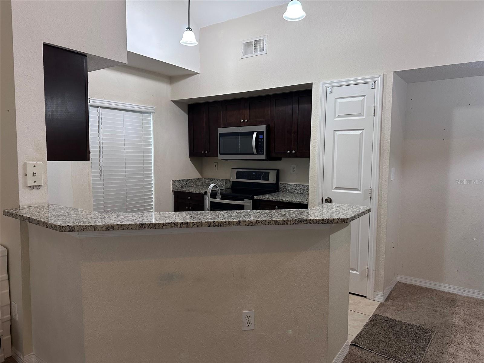 Image 8 of 22 For 9272 Lake Chase Island Way