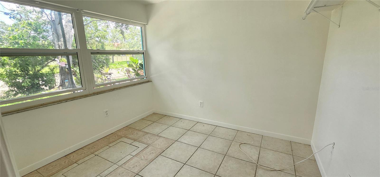 Image 7 of 13 For 7081 Lafayette N