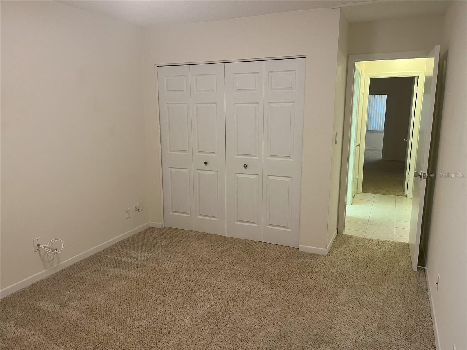 Listing photo id 12 for 11200 102nd Avenue 64