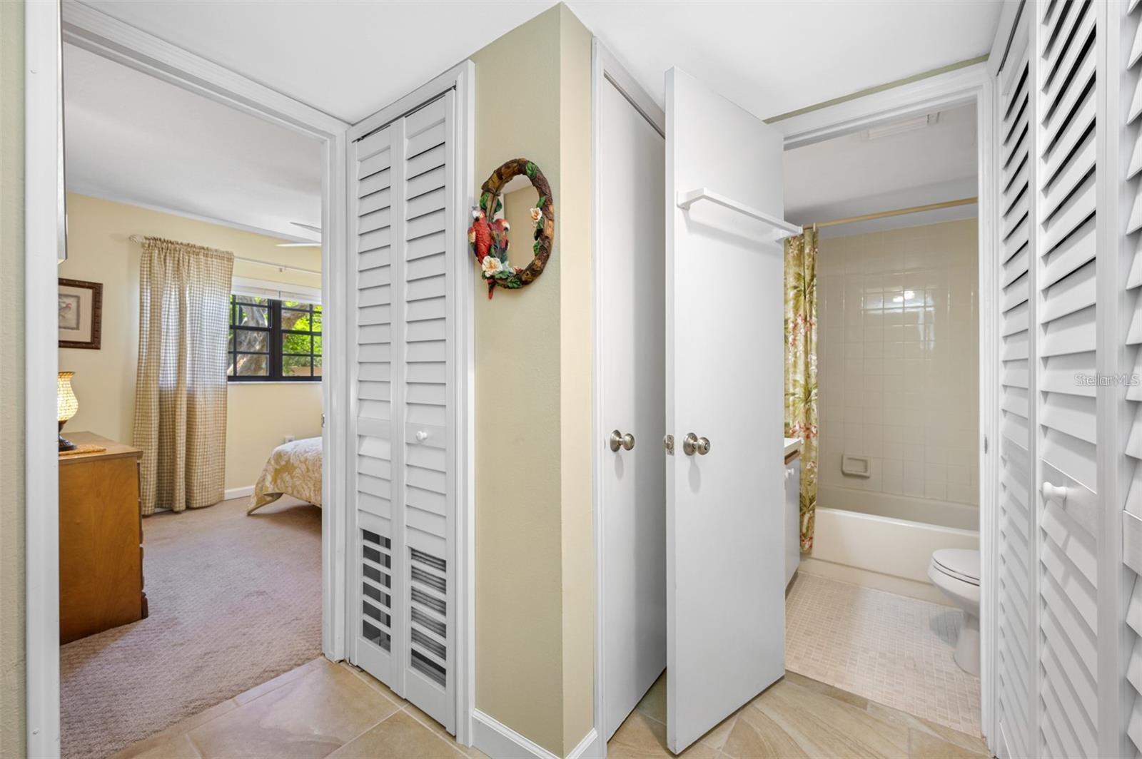 Image 31 of 57 For 12900 Vonn Road B101