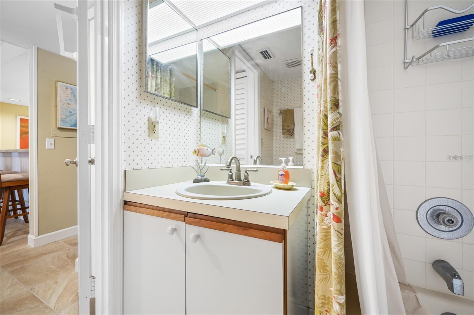 Image 33 of 57 For 12900 Vonn Road B101