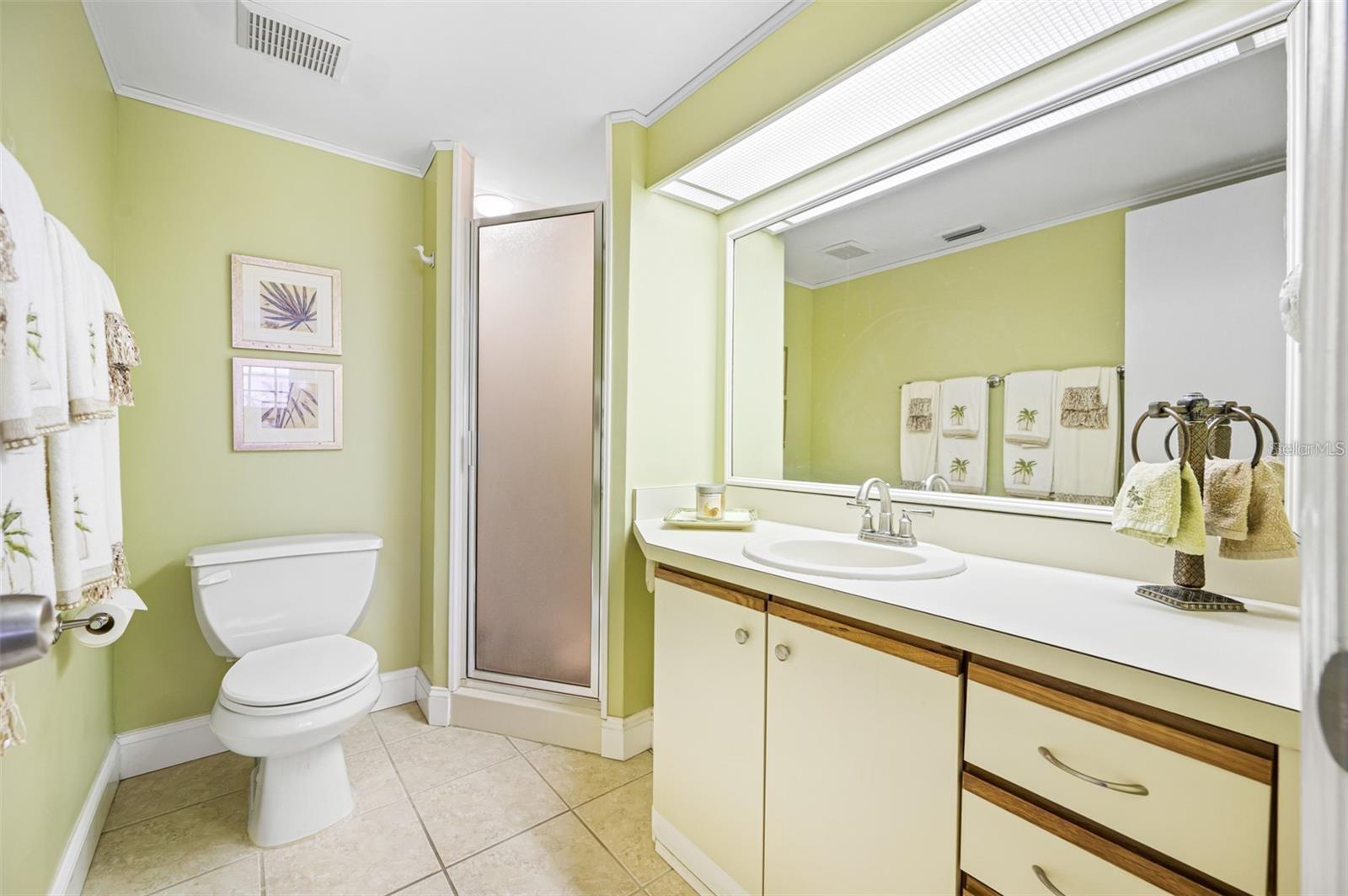 Image 41 of 57 For 12900 Vonn Road B101