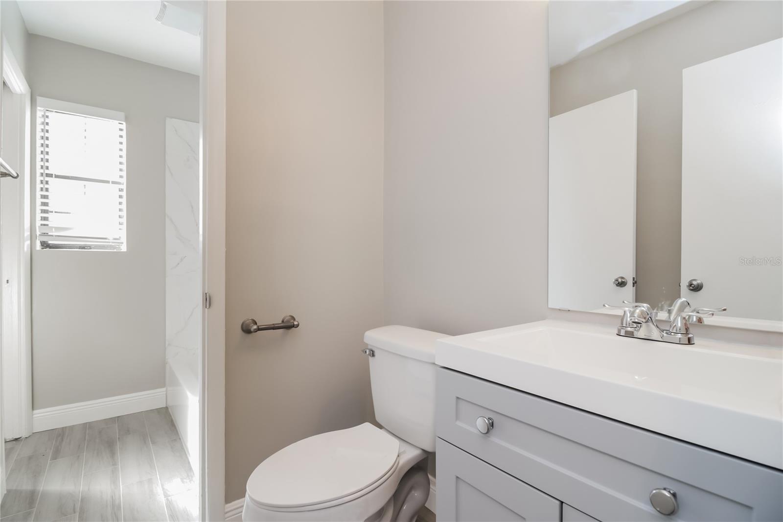 Image 10 of 16 For 1517 Gold Terrace