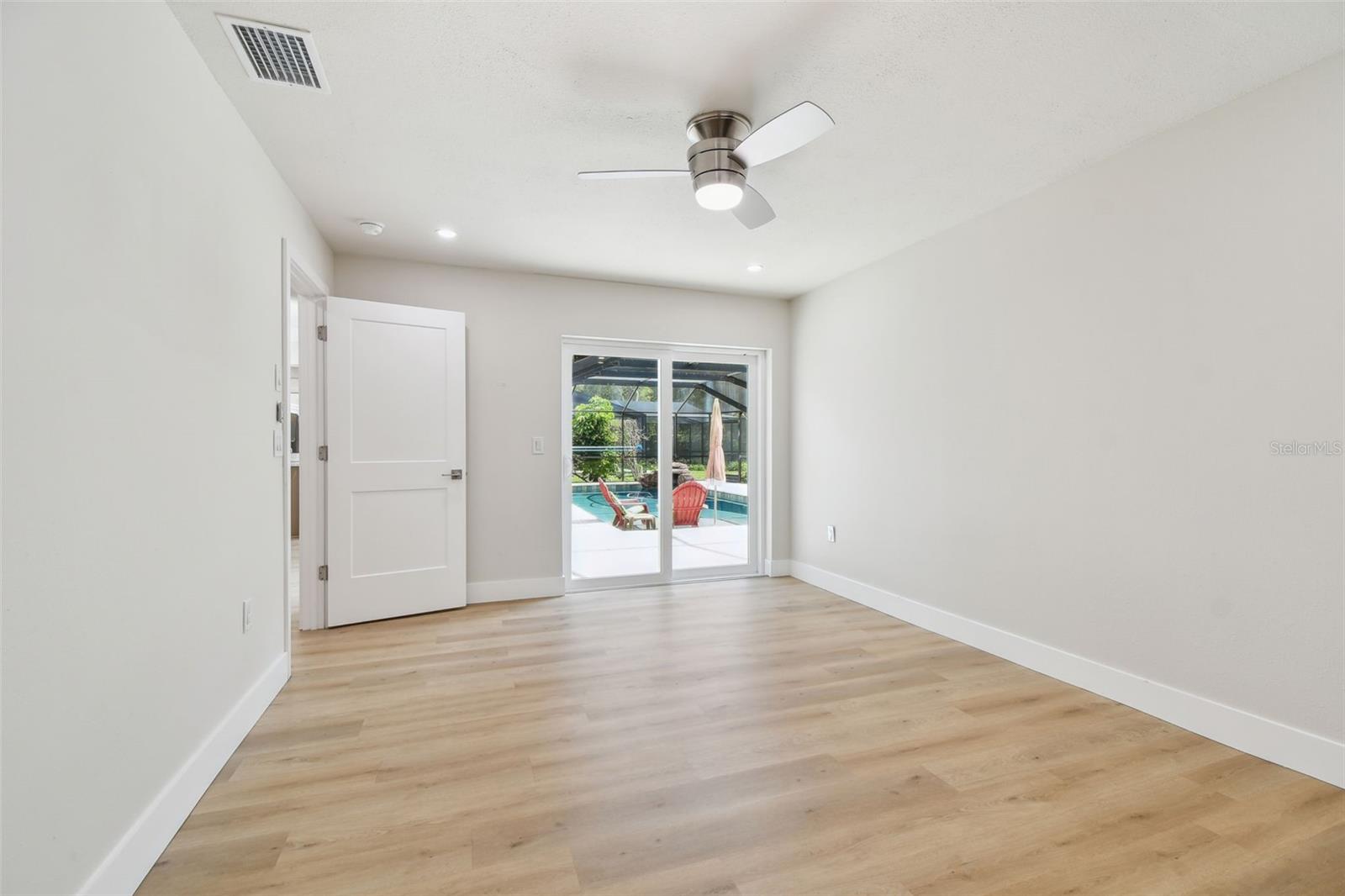 Image 15 of 61 For 4214 Deepwater Lane