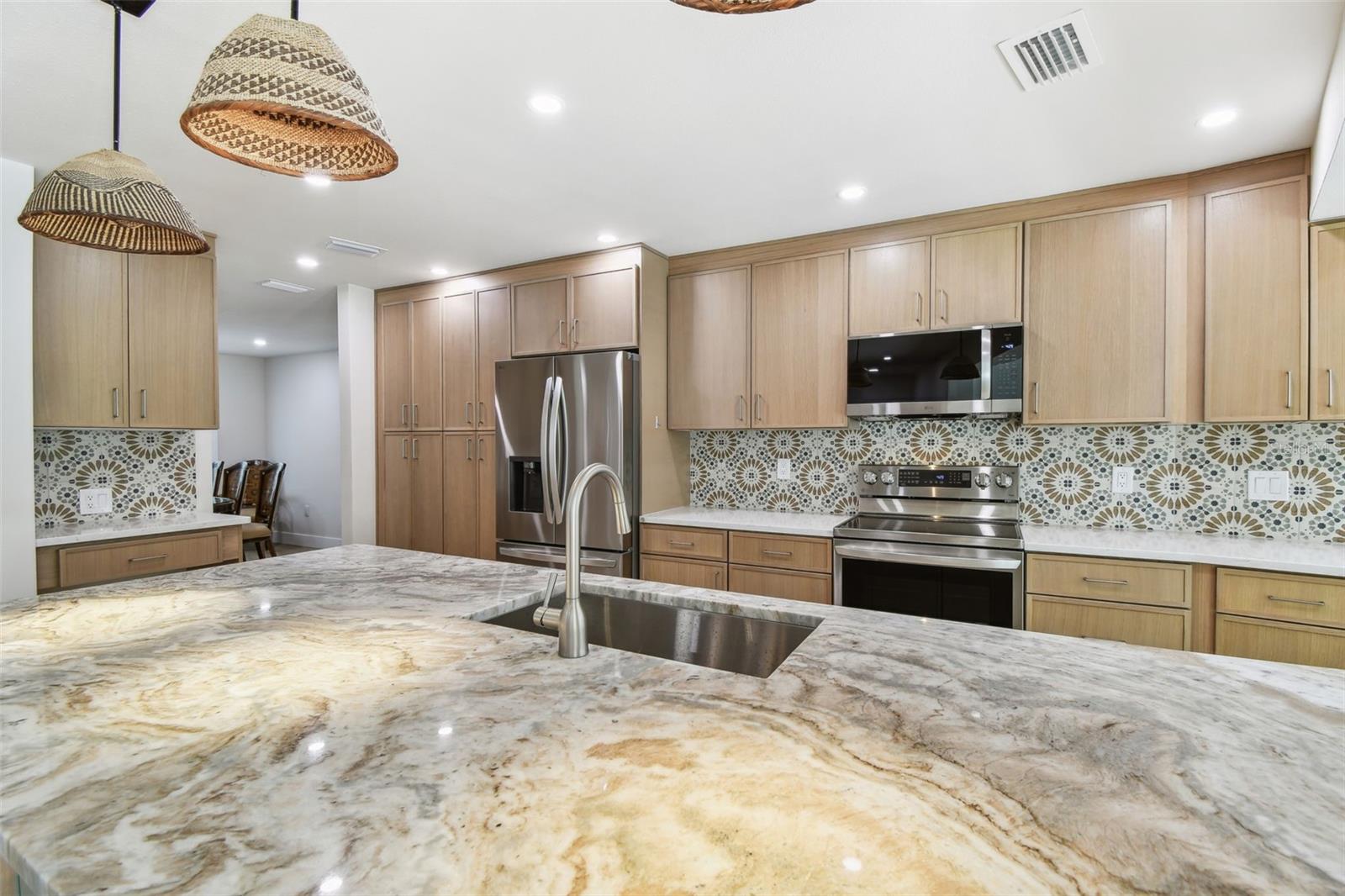Image 3 of 61 For 4214 Deepwater Lane