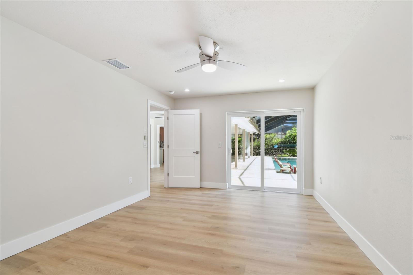 Image 30 of 61 For 4214 Deepwater Lane