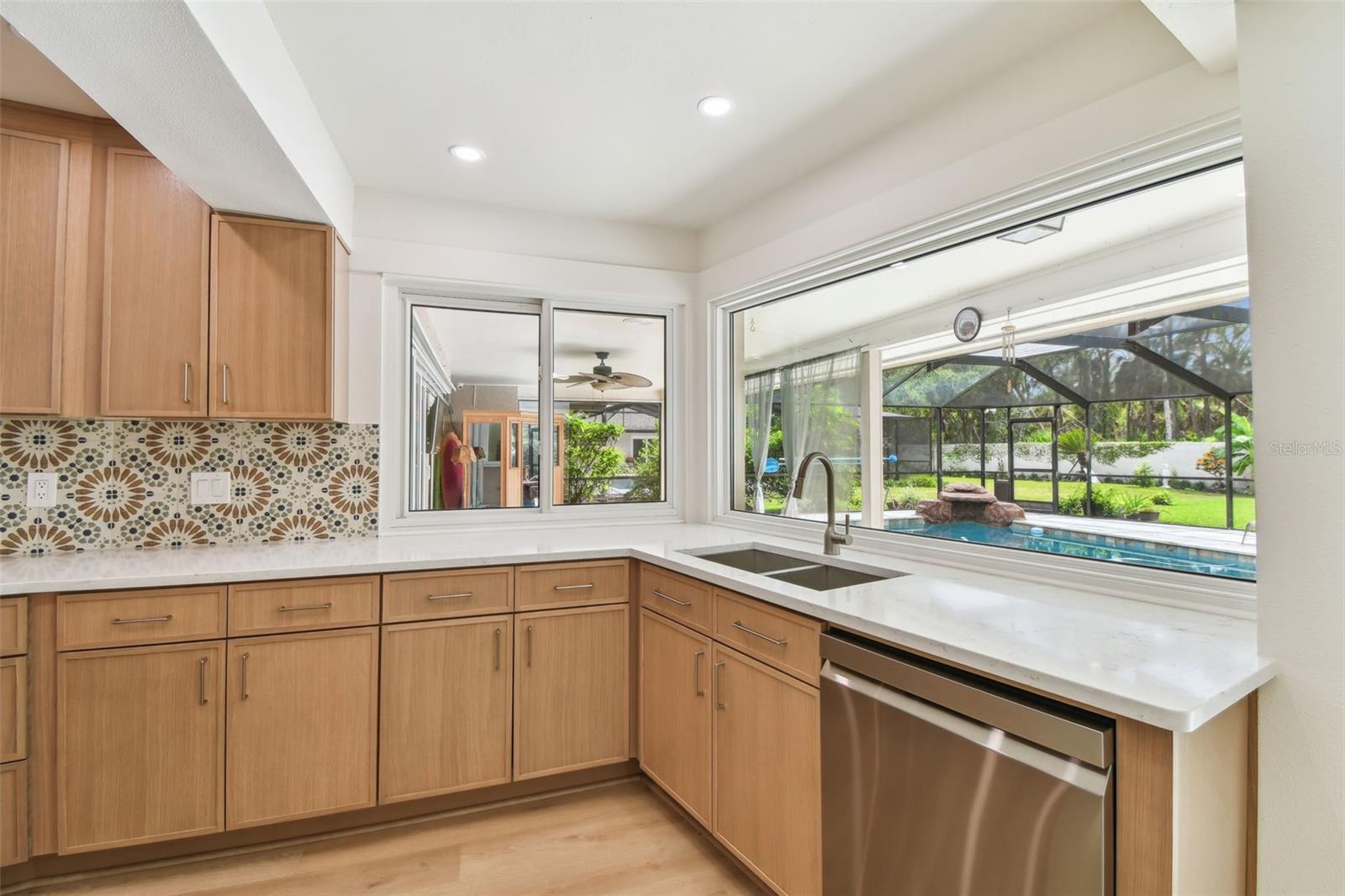 Image 40 of 61 For 4214 Deepwater Lane