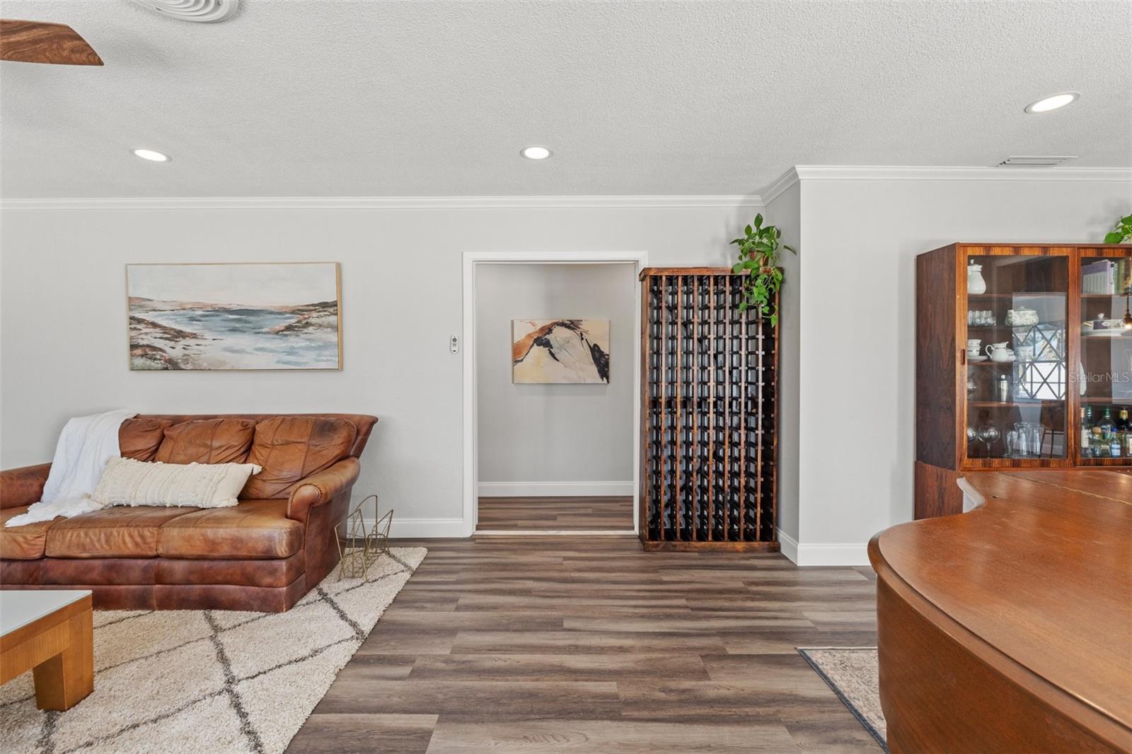 Image 28 of 75 For 2506 Madrid Way S