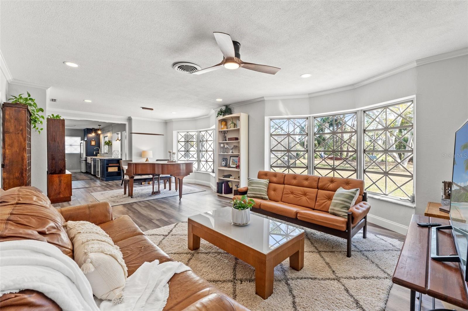 Image 31 of 75 For 2506 Madrid Way S
