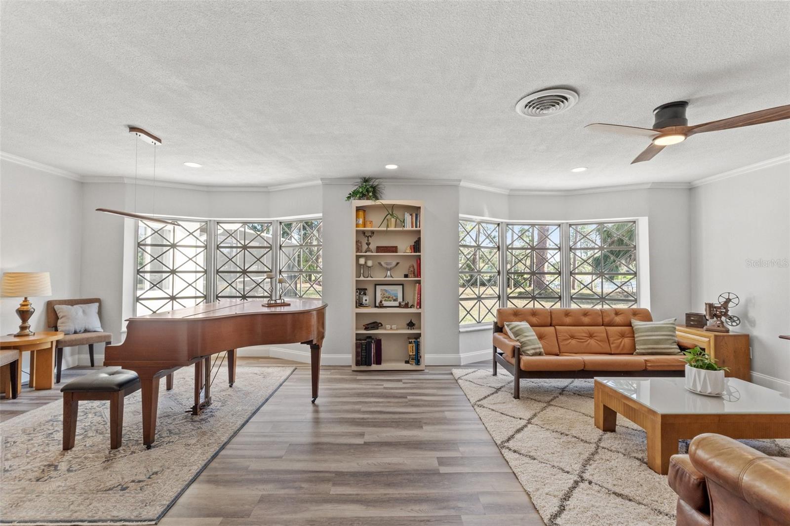 Image 39 of 75 For 2506 Madrid Way S