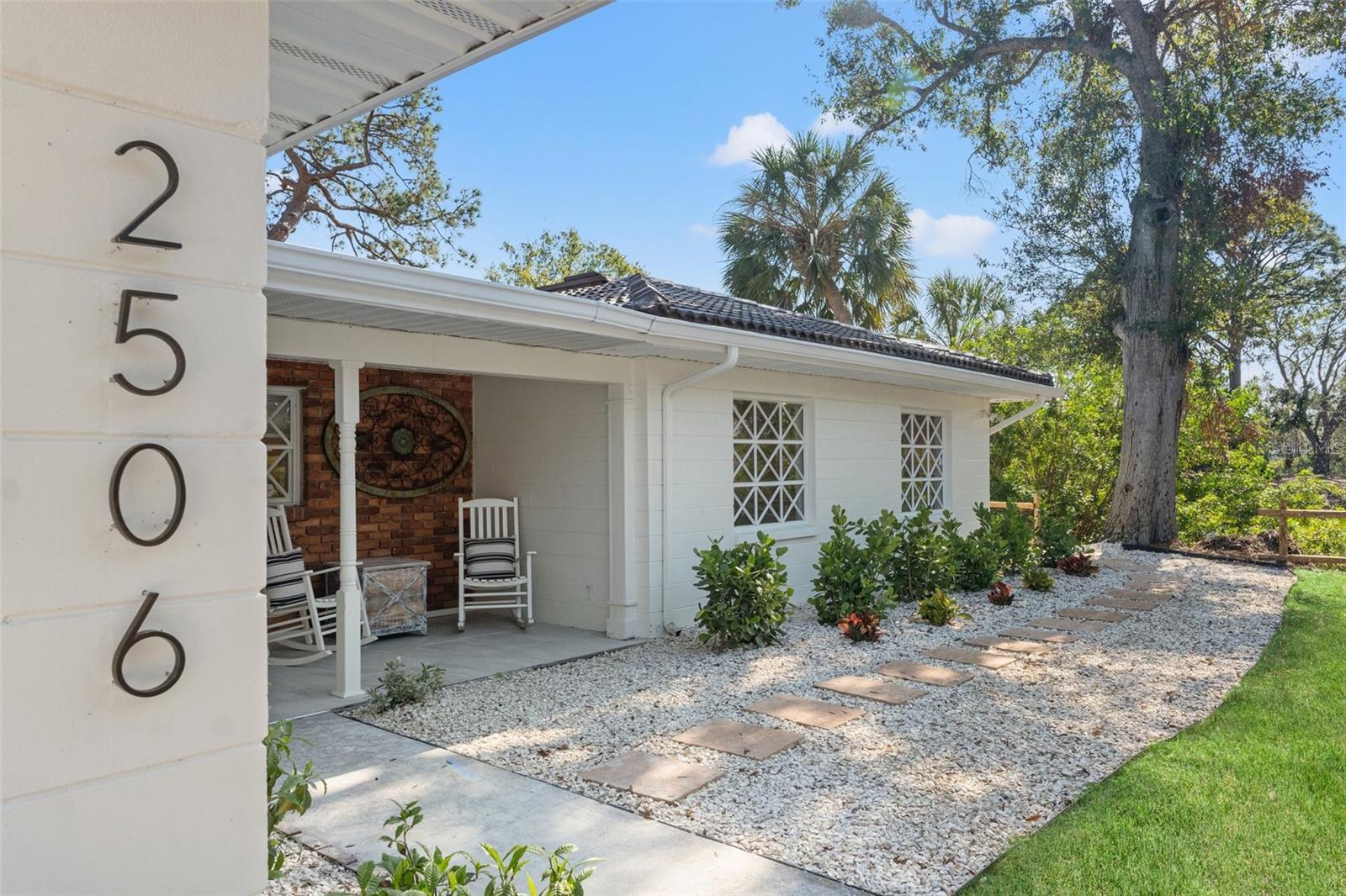 Image 4 of 75 For 2506 Madrid Way S