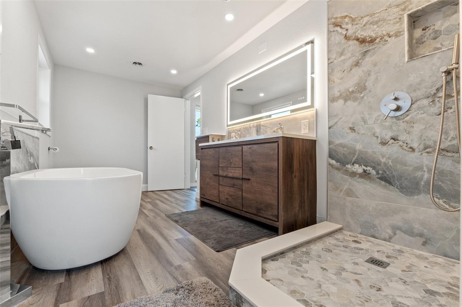 Image 45 of 75 For 2506 Madrid Way S