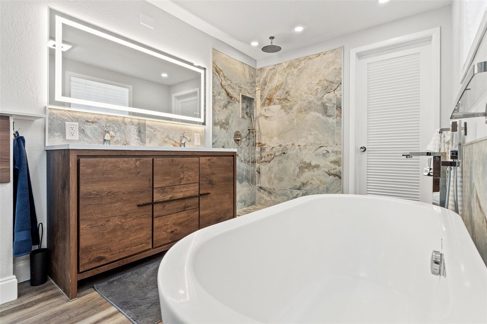 Image 48 of 75 For 2506 Madrid Way S