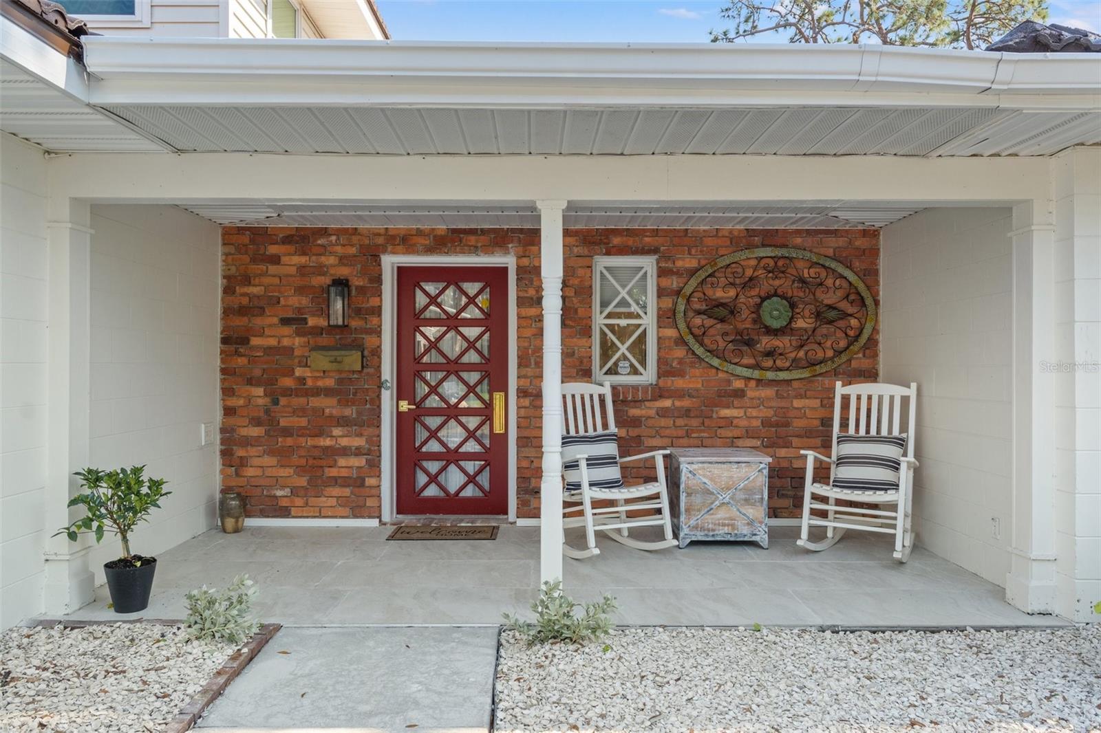 Image 5 of 75 For 2506 Madrid Way S
