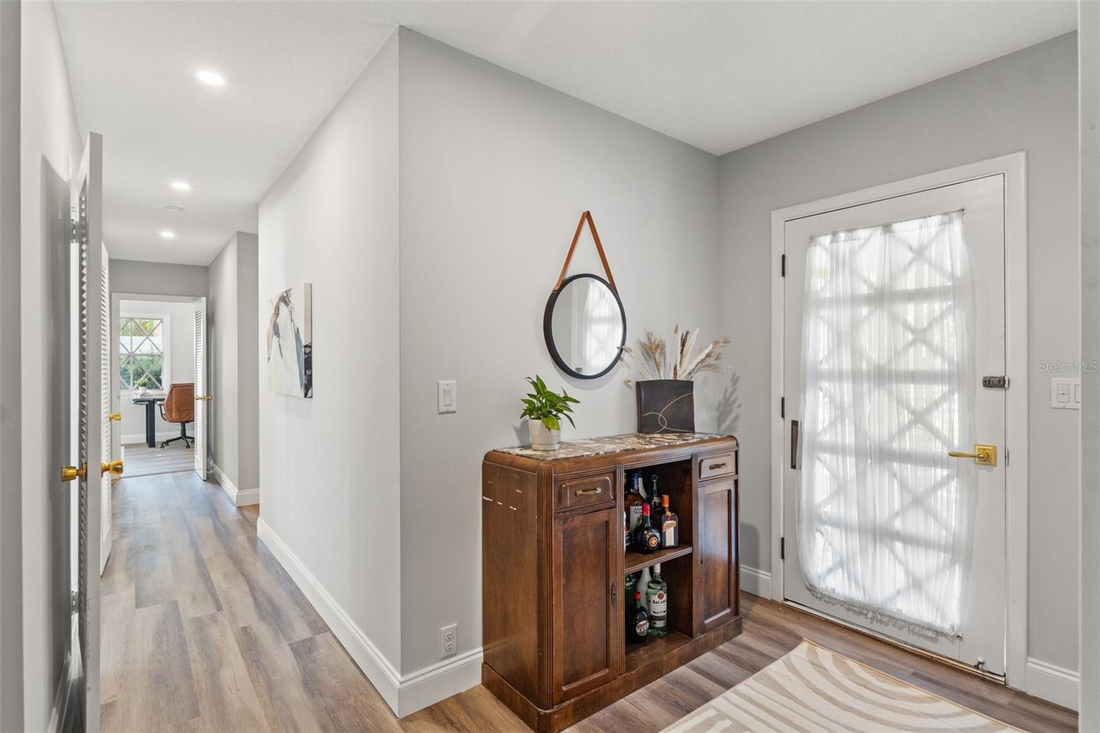 Image 6 of 75 For 2506 Madrid Way S