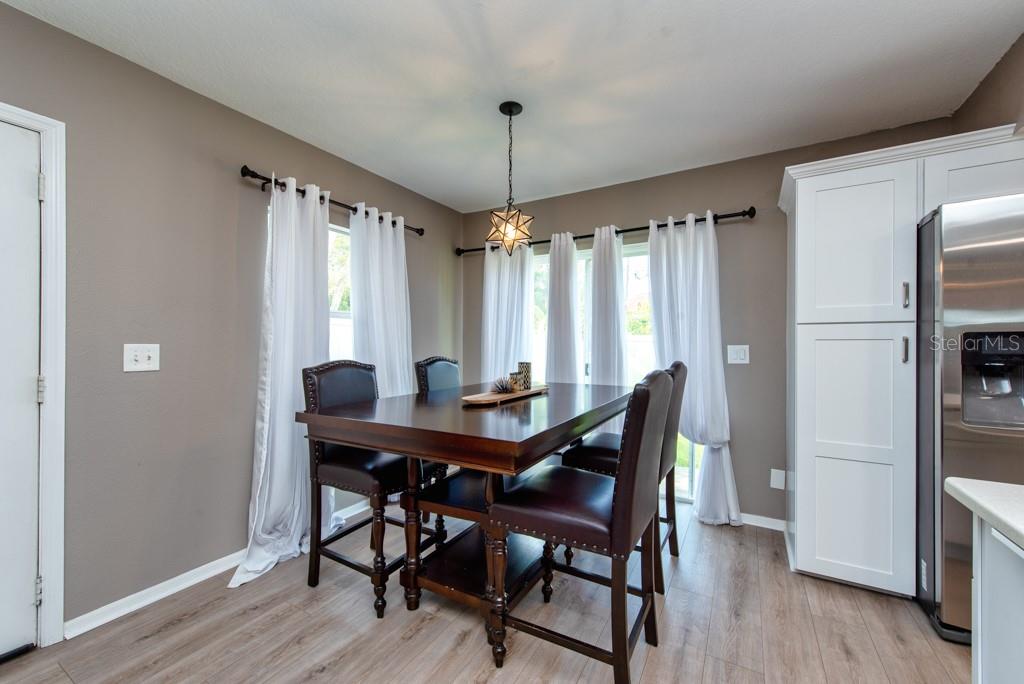 Image 11 of 37 For 12498 143rd Street