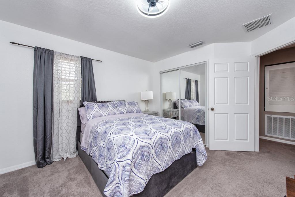Image 16 of 37 For 12498 143rd Street