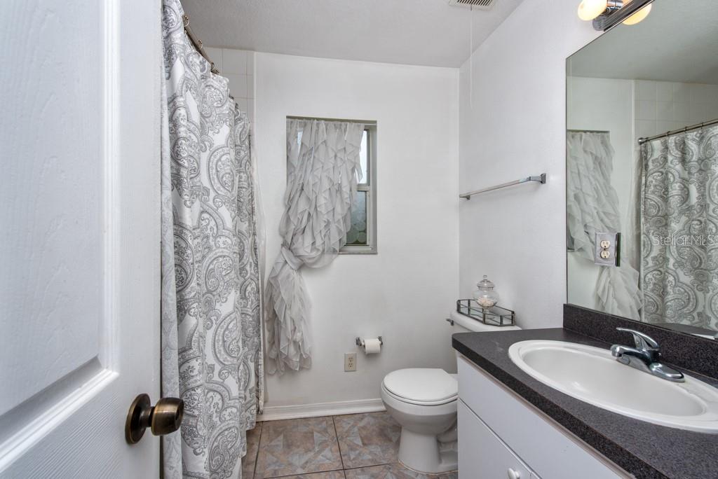 Image 20 of 37 For 12498 143rd Street