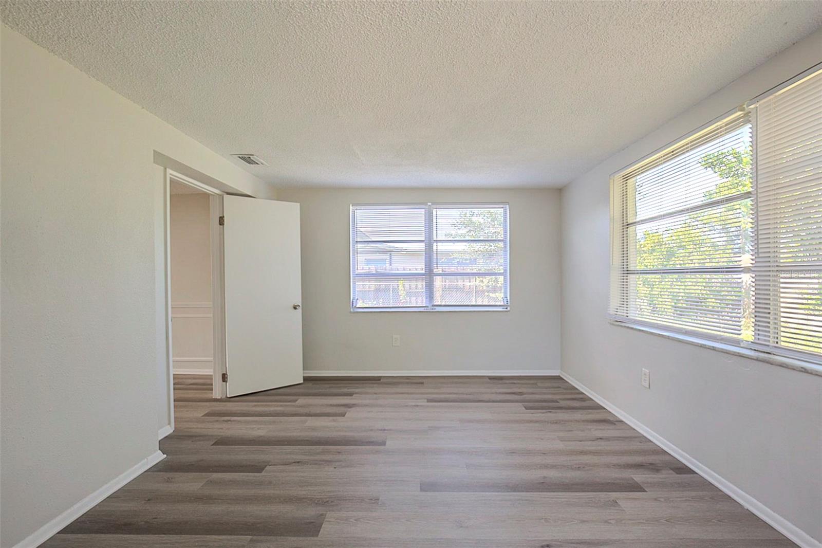 Image 14 of 38 For 11641 Scallop Drive