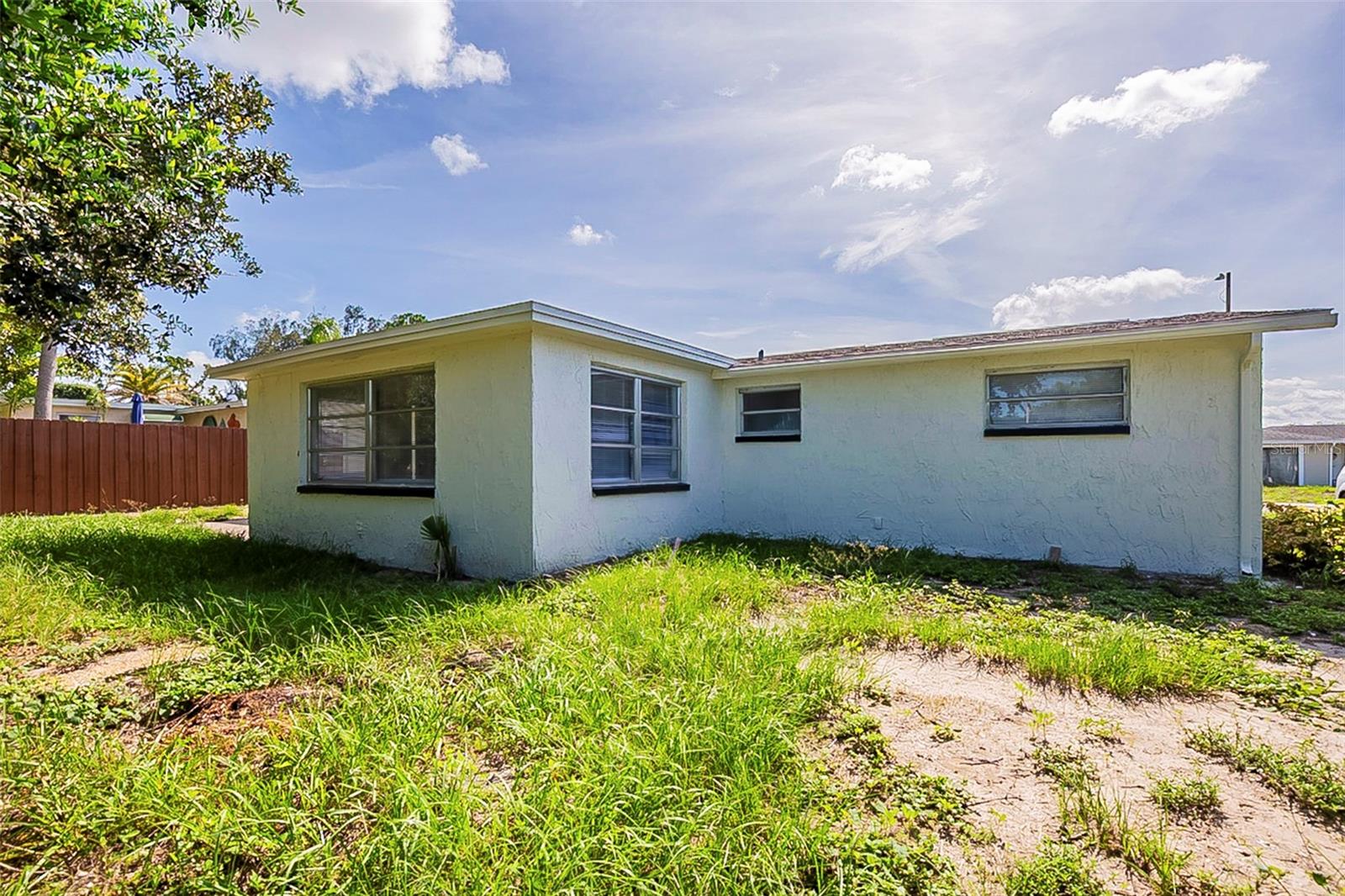 Image 36 of 38 For 11641 Scallop Drive
