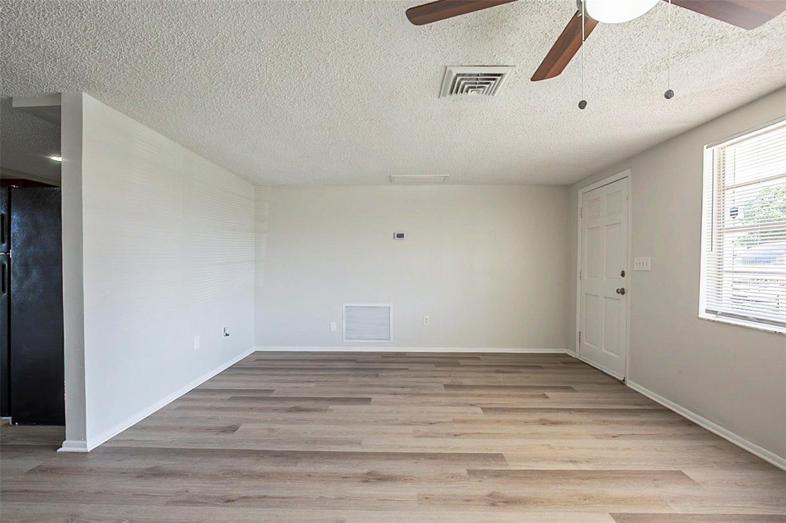 Image 7 of 38 For 11641 Scallop Drive
