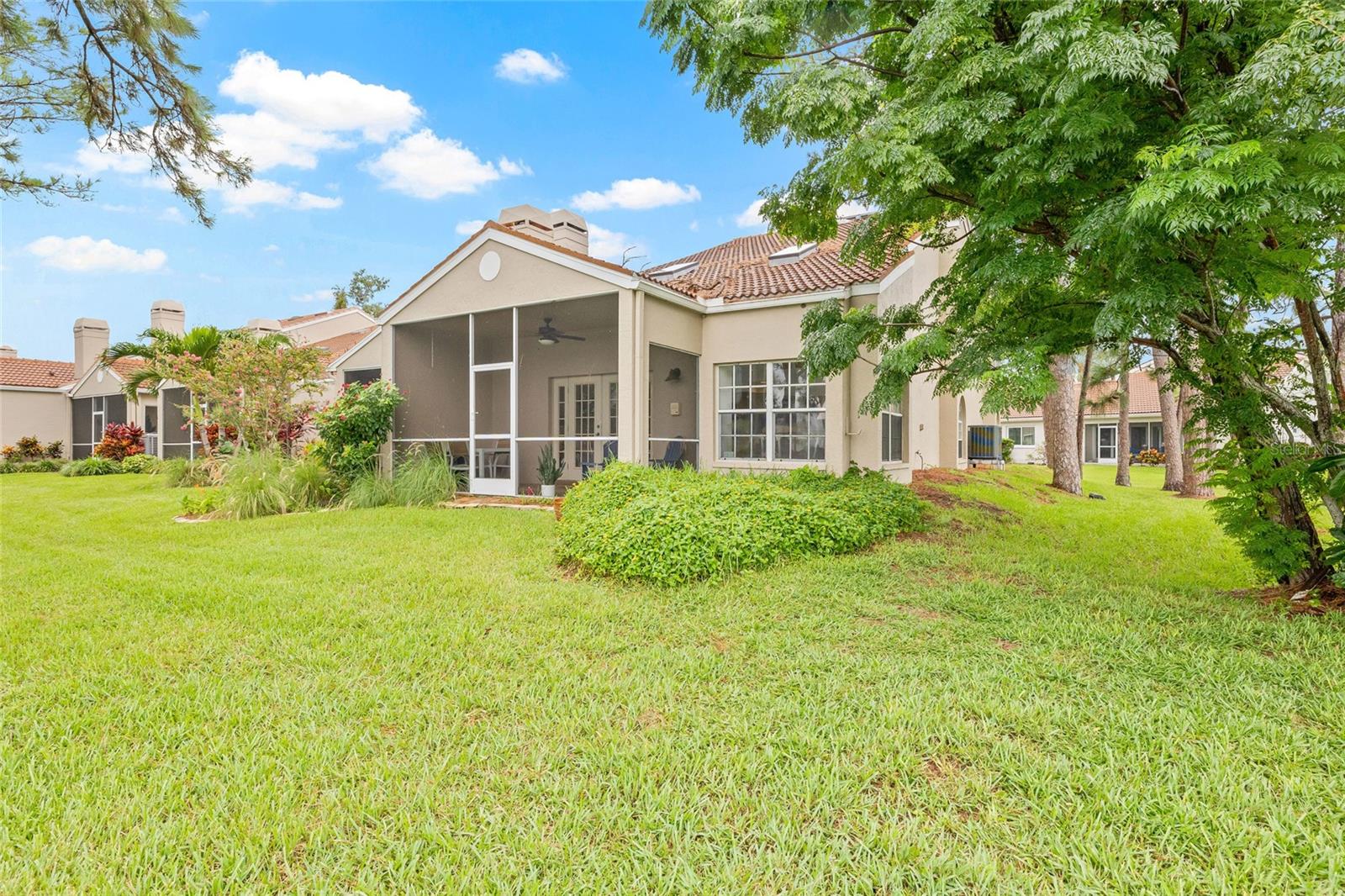 Image 43 of 47 For 699 Malta Court Ne