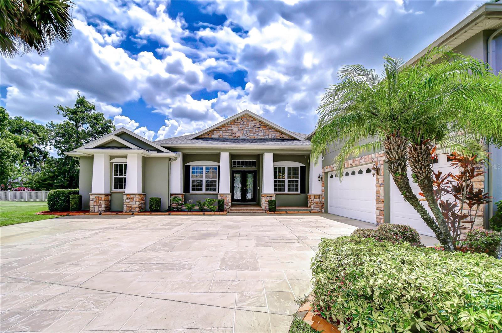 Listing photo id 46 for 918 John Cressler Drive