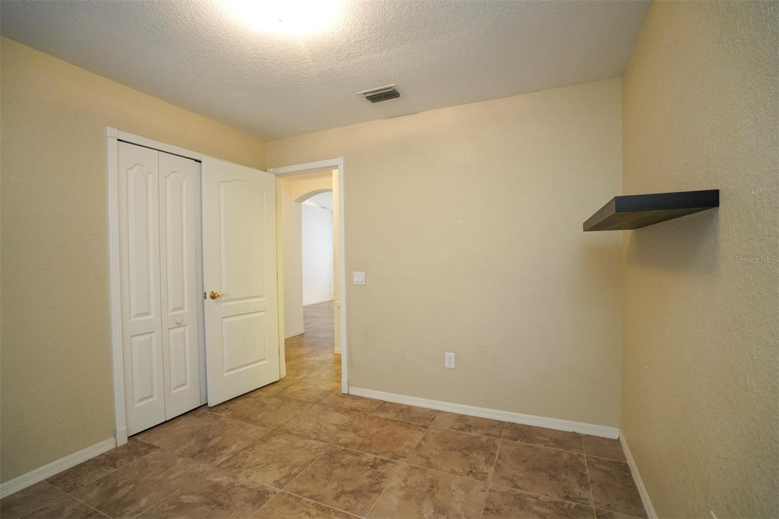Image 13 of 35 For 5136 Sterling Manor Drive