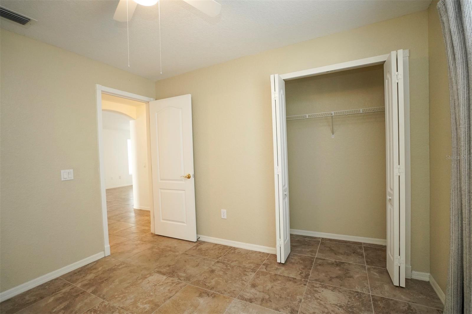 Image 14 of 35 For 5136 Sterling Manor Drive