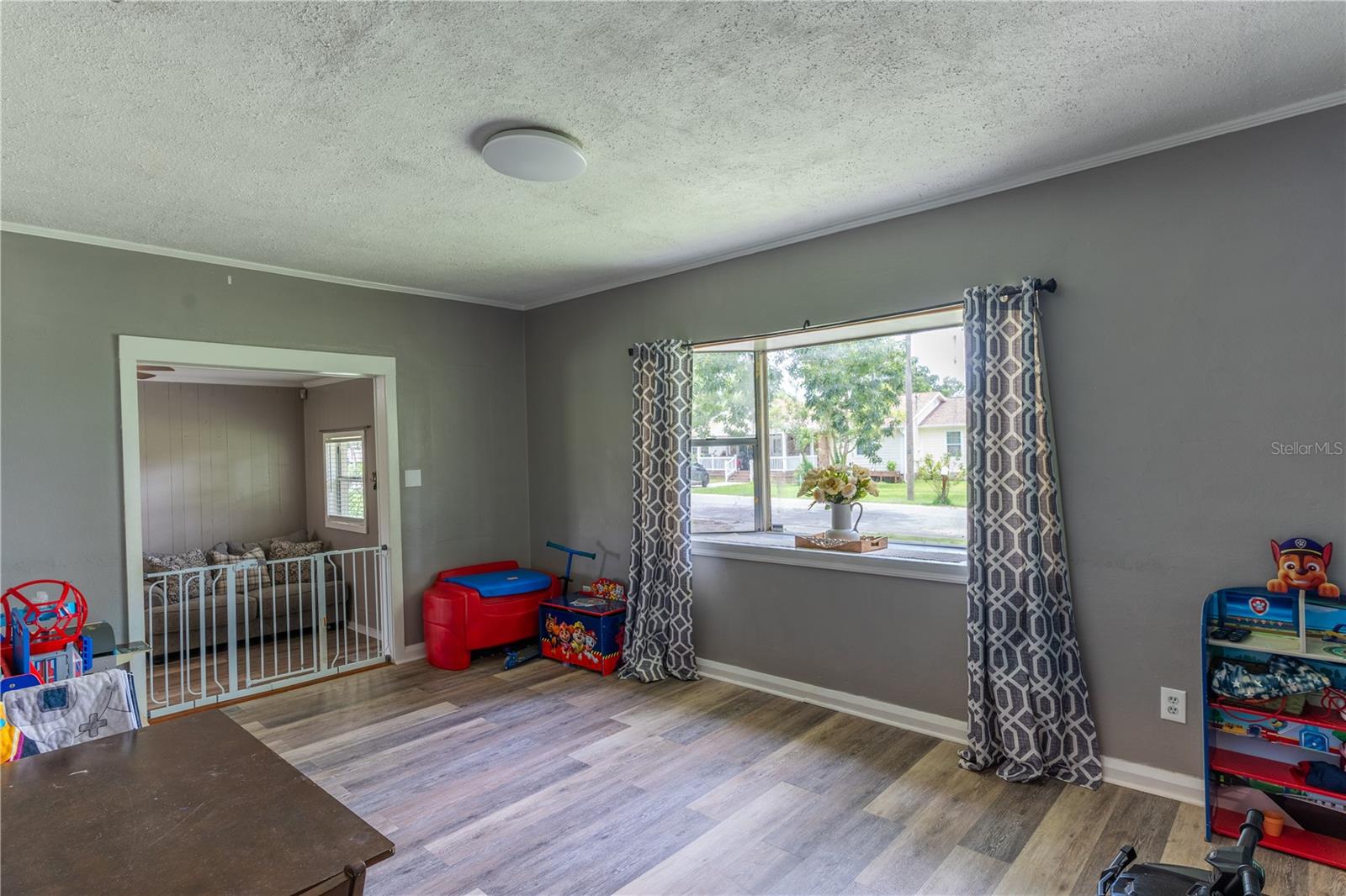 Listing photo id 12 for 38200 Shadow Drive