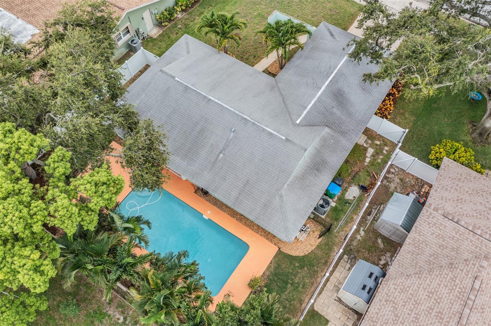 Listing photo id 23 for 13521 Del Prado Drive S