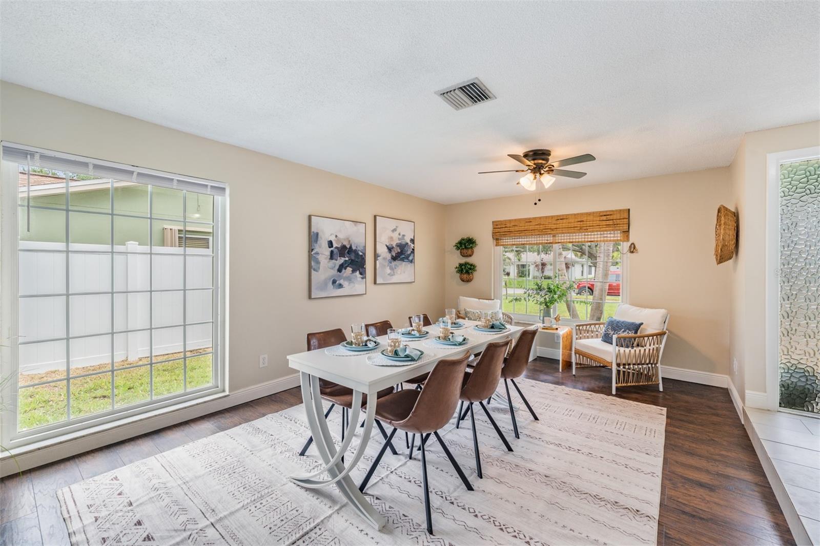 Listing photo id 5 for 13521 Del Prado Drive S