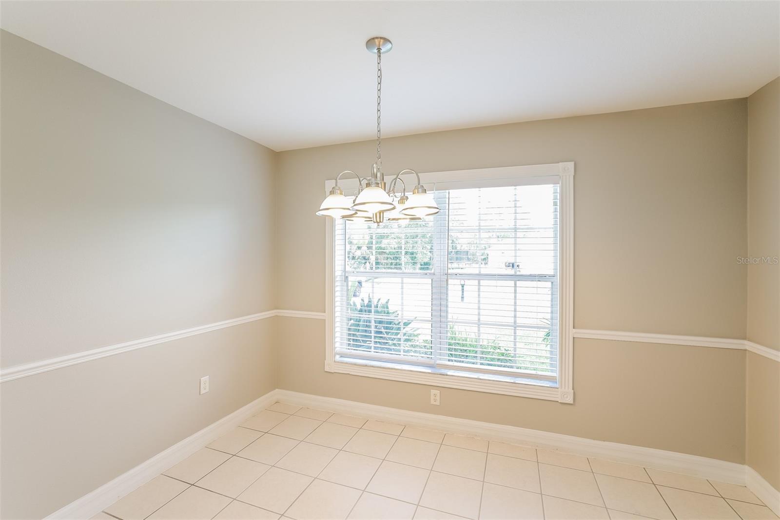 Image 3 of 15 For 2533 Cincinnati Street