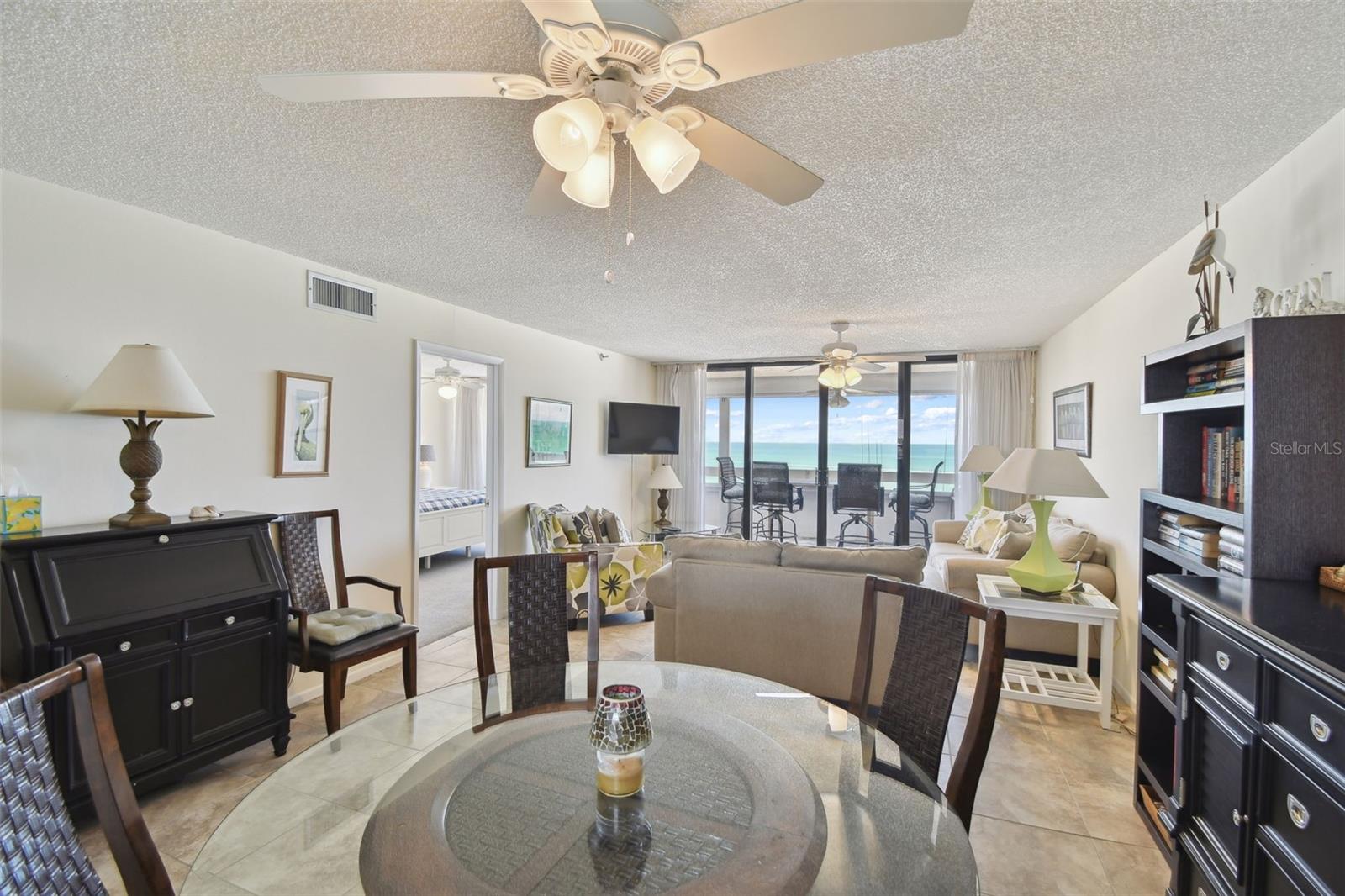 Image 20 of 46 For 17900 Gulf Boulevard 5d