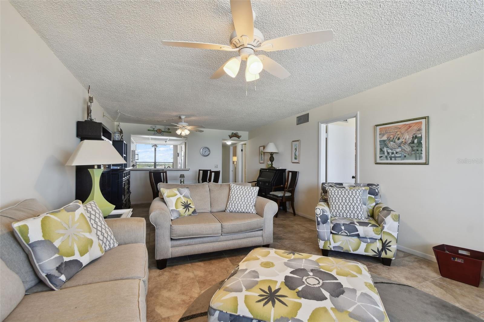 Image 22 of 46 For 17900 Gulf Boulevard 5d
