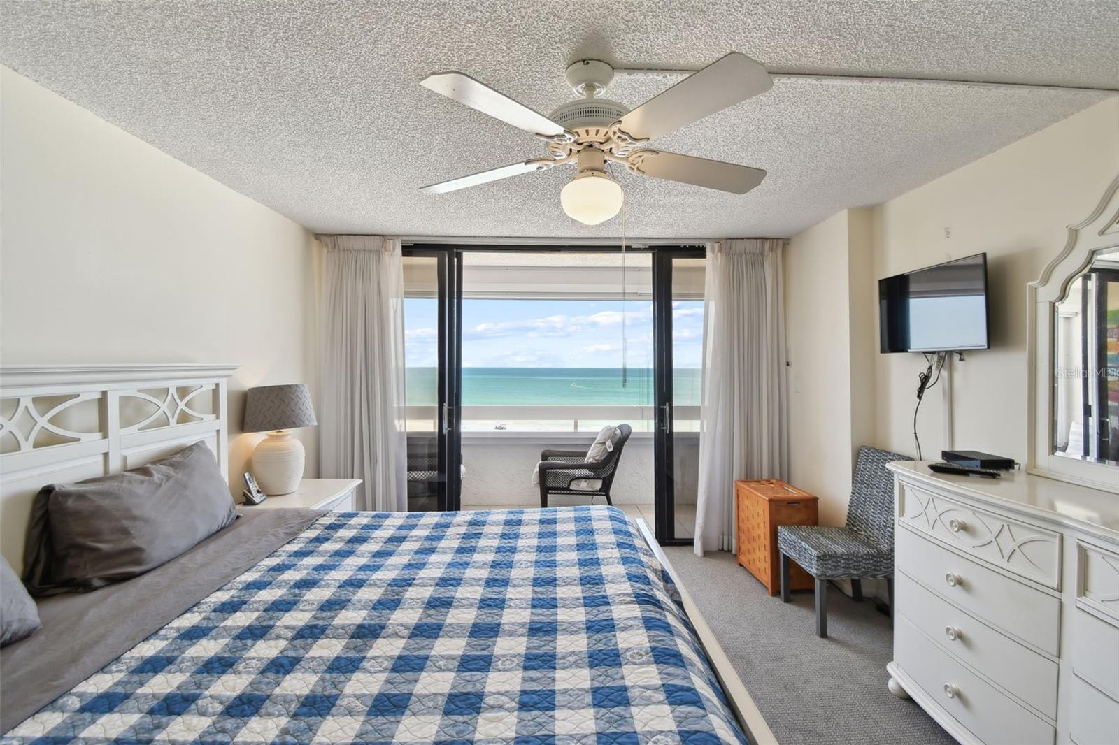 Image 30 of 46 For 17900 Gulf Boulevard 5d