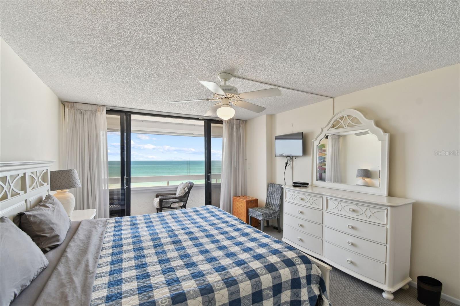 Image 31 of 46 For 17900 Gulf Boulevard 5d