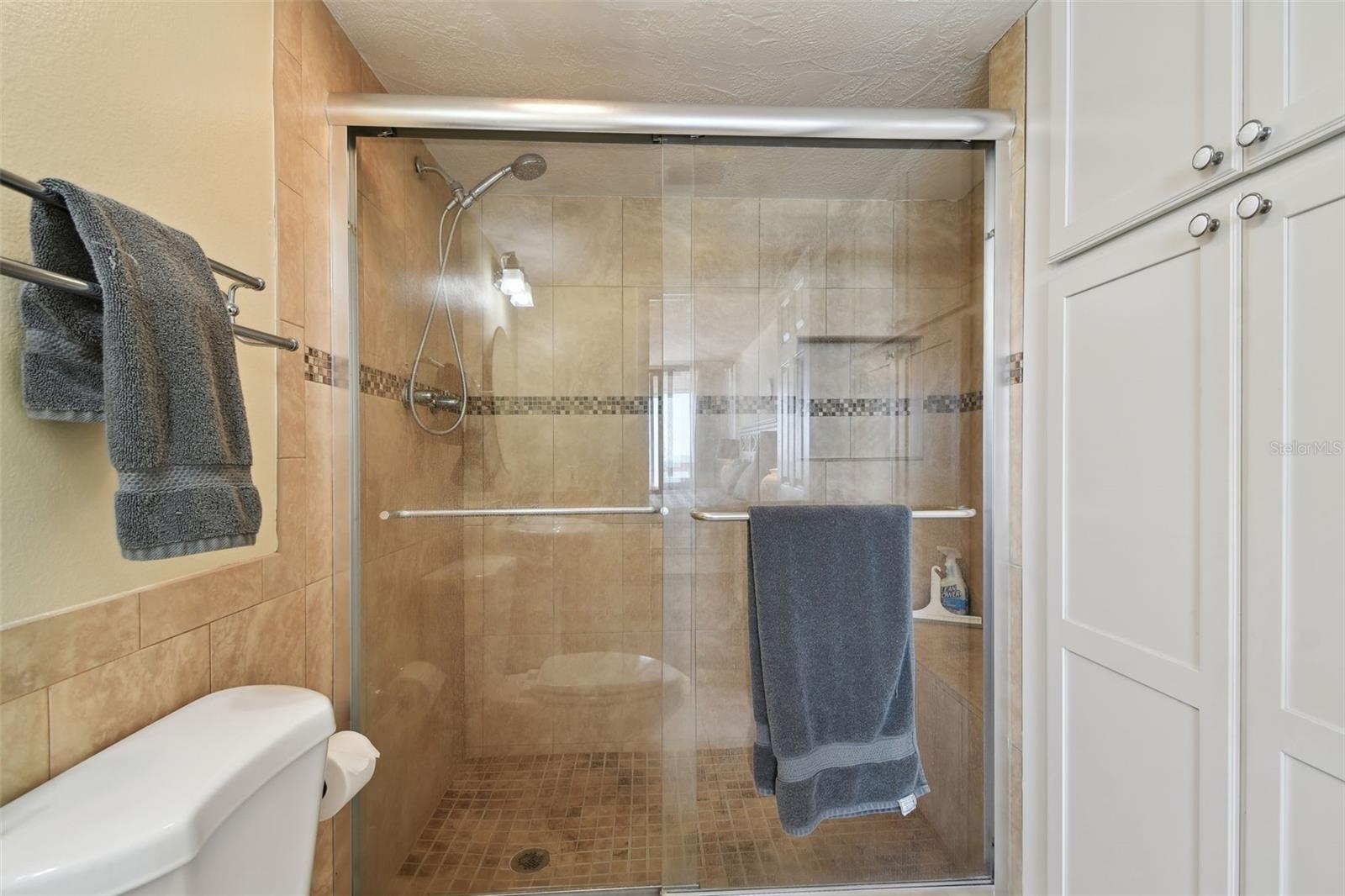 Image 39 of 46 For 17900 Gulf Boulevard 5d