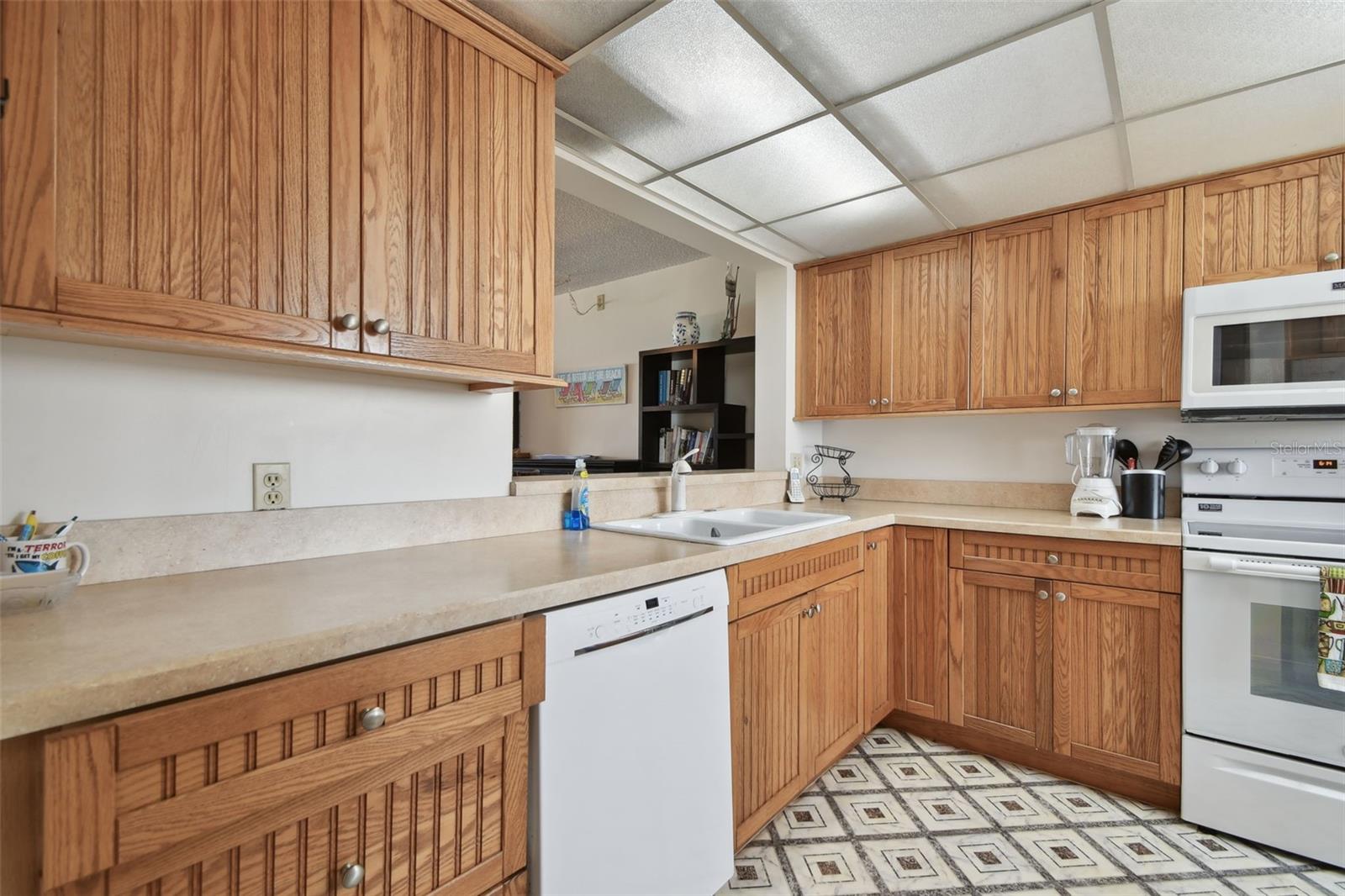 Image 4 of 46 For 17900 Gulf Boulevard 5d