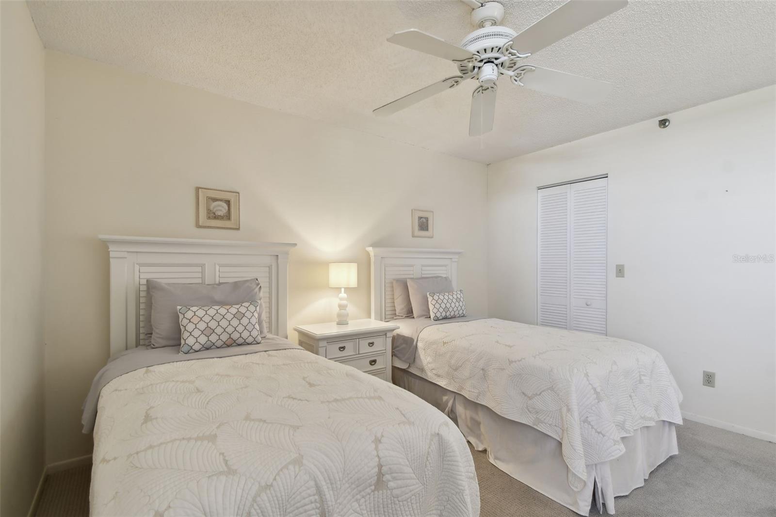 Image 42 of 46 For 17900 Gulf Boulevard 5d