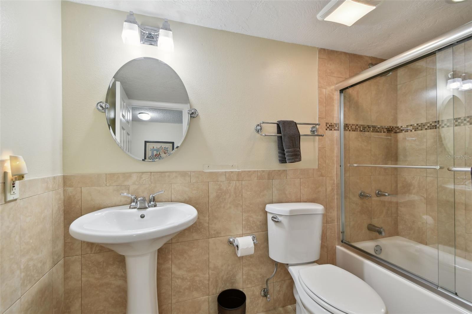 Image 44 of 46 For 17900 Gulf Boulevard 5d
