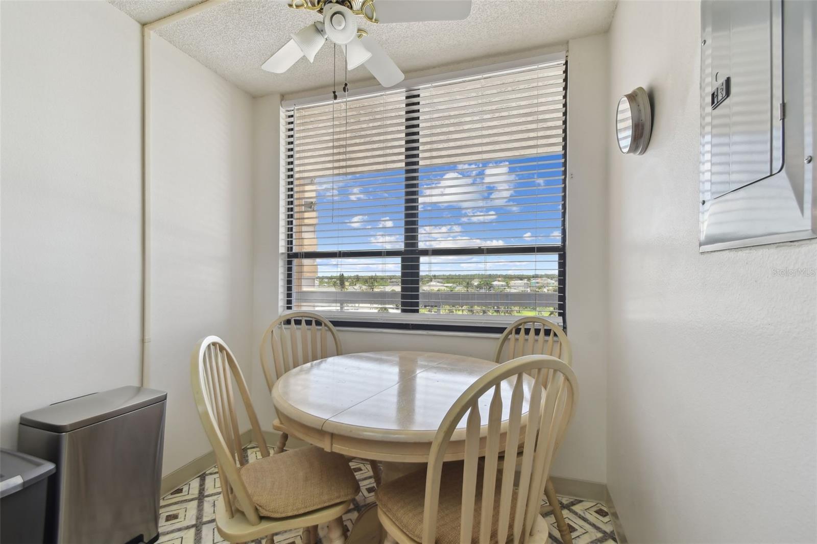 Image 8 of 46 For 17900 Gulf Boulevard 5d