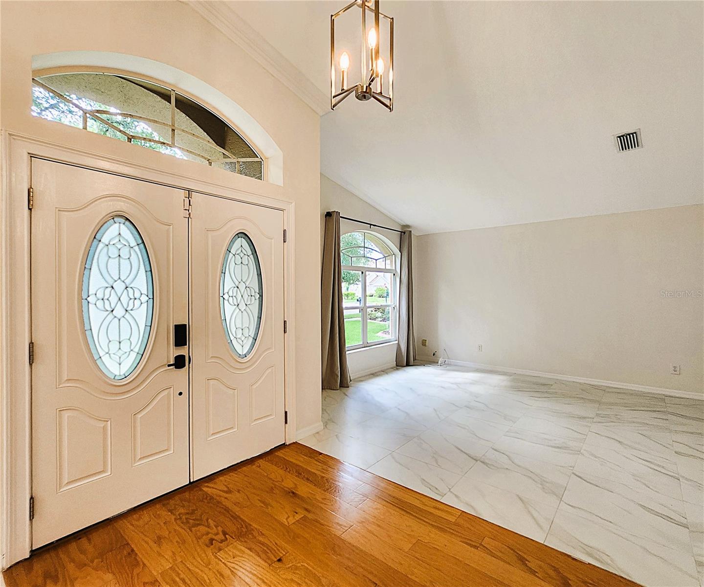 Image 15 of 87 For 15008 Arbor Hollow Drive