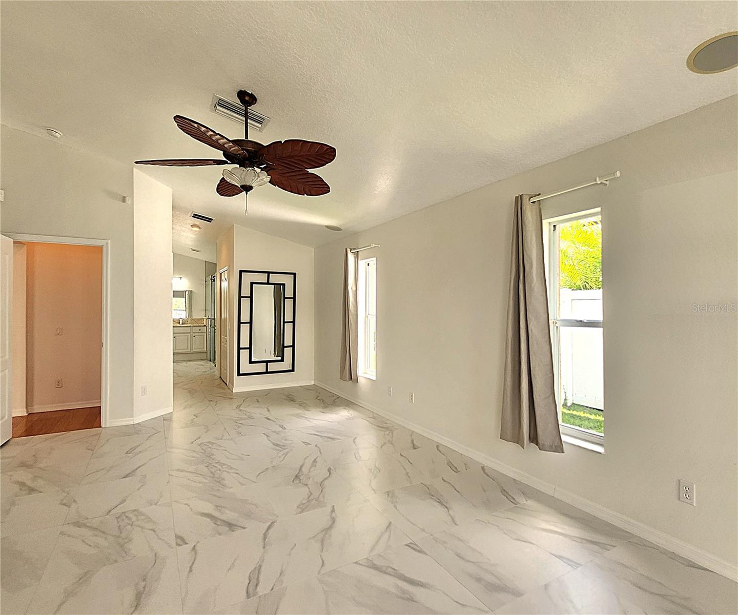 Image 36 of 87 For 15008 Arbor Hollow Drive