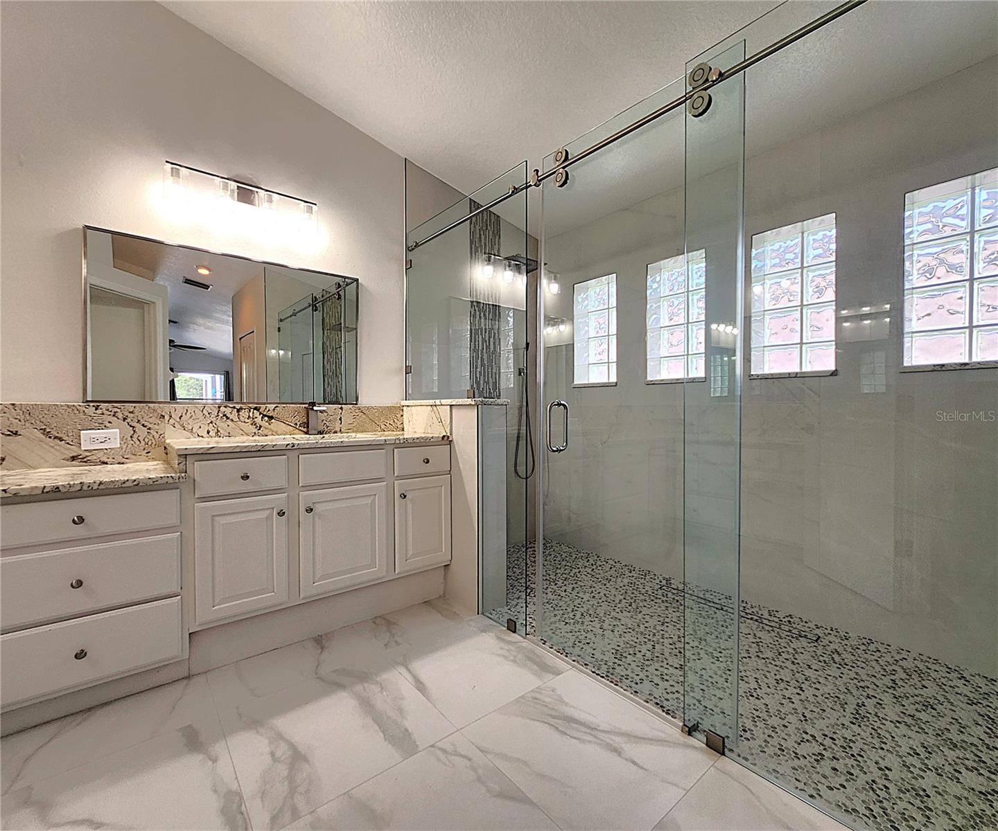 Image 44 of 87 For 15008 Arbor Hollow Drive