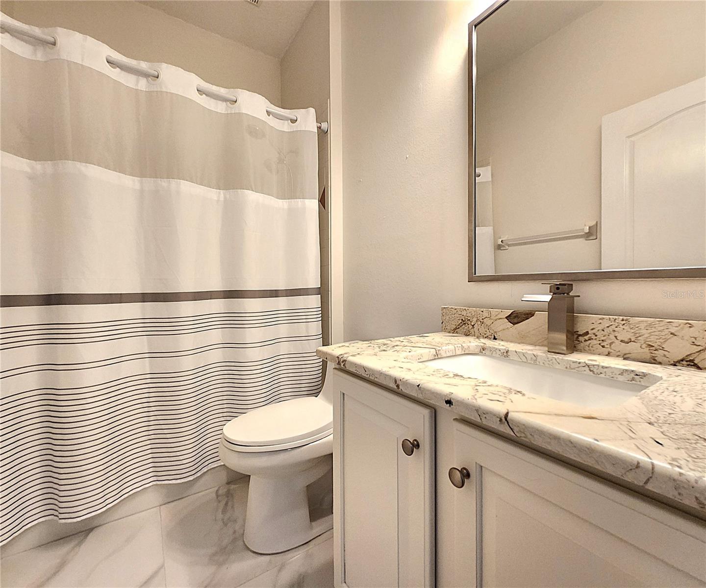 Image 49 of 87 For 15008 Arbor Hollow Drive