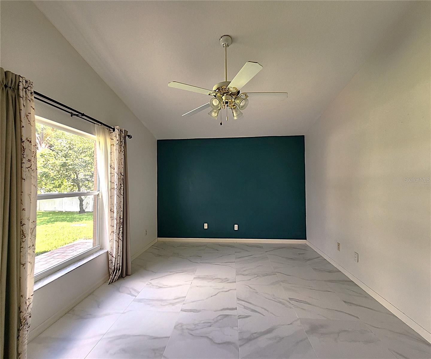 Image 62 of 87 For 15008 Arbor Hollow Drive