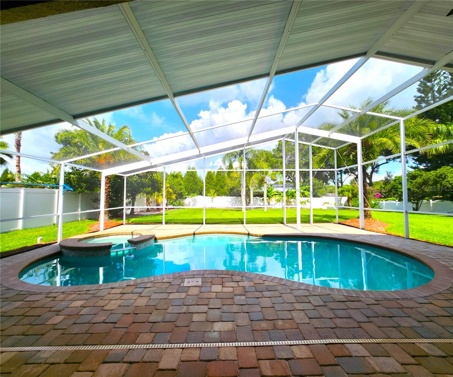 Image 66 of 87 For 15008 Arbor Hollow Drive
