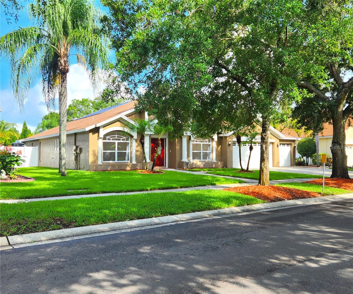 Image 7 of 87 For 15008 Arbor Hollow Drive
